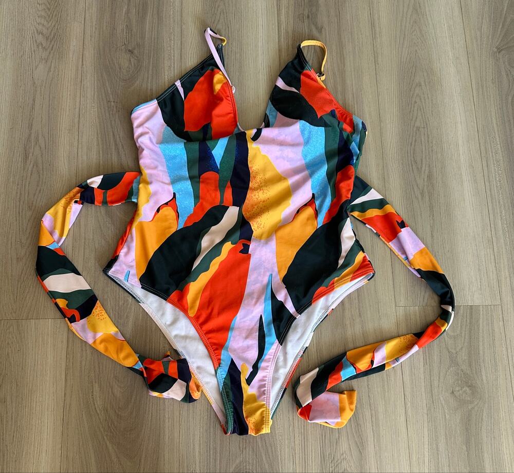SHEIN Plus Size Multicolor Abstract Graphic Print Belted One Piece Swimsuit 1X